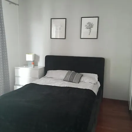 Lejlighedshotel Parking Pawia 51 Warszawa